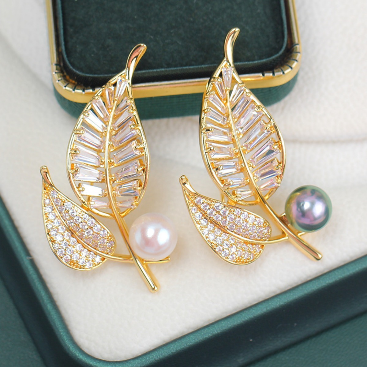 Brooch Pin Gold - เข็มกลัดเปล่ารูปใบไม้ชุบทองเหลือง, ประดับเพชรซิรกอนแบบไมโครพาเว่, สำหรับติดไข่มุก, หยก และอาเกต สำหรับผู้หญิง