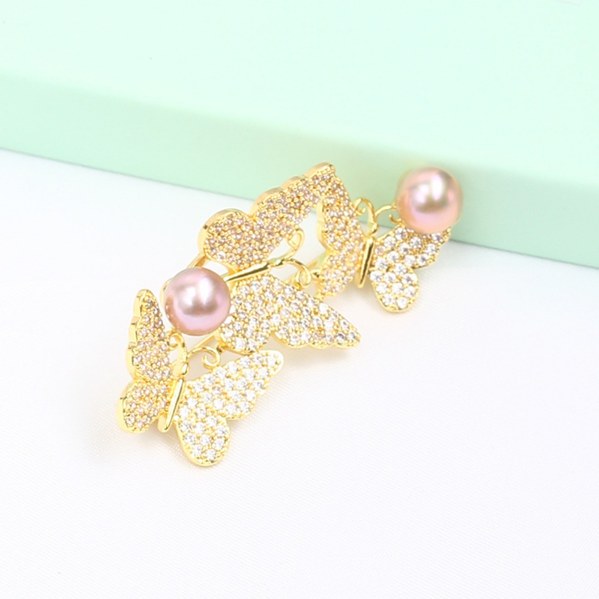 ชุดเข็มกลัดรูปผีเสื้อสามตัว ชุ - Brooch Pin Gold บทวิจารณ์และราคา