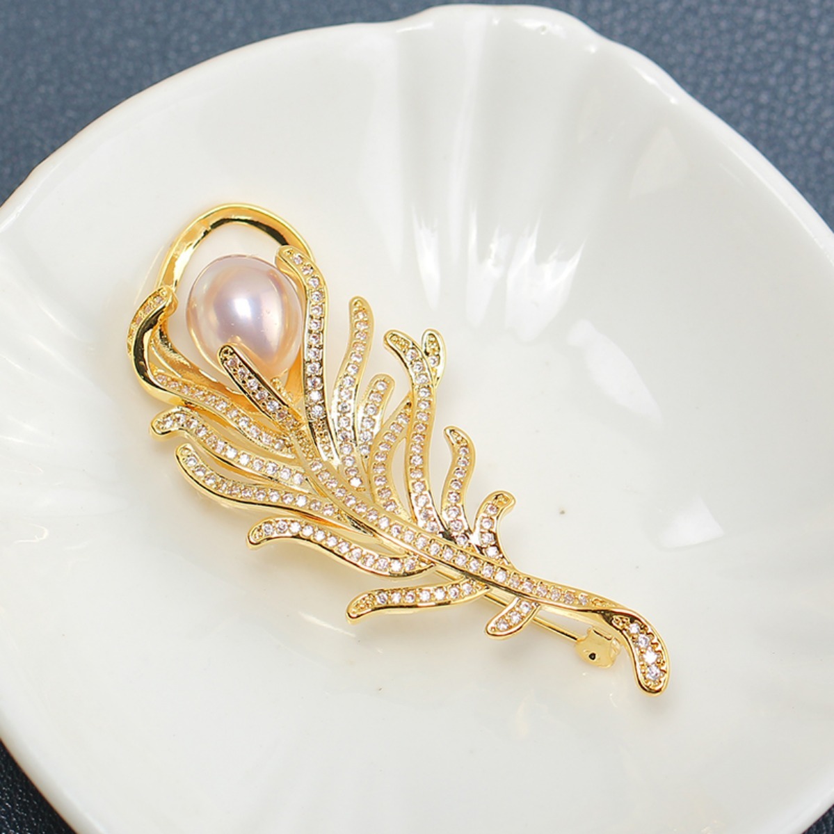 ชุดอุปกรณ์ทำเข็มกลัด DIY ลายขน - Brooch Pin Gold บทวิจารณ์และราคา