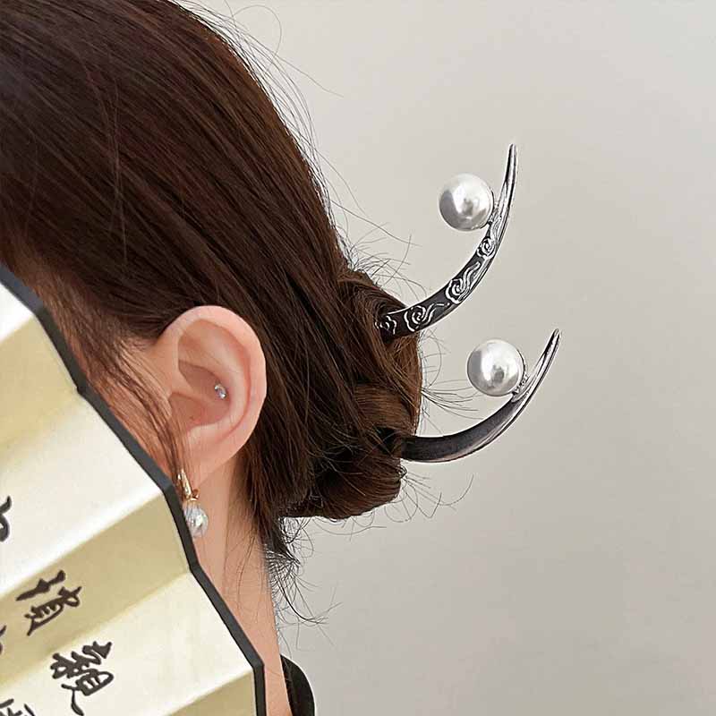 กิ๊บติดผมรูปไข่มุก รูปพระจันทร - Women Accessories On Sale บทวิจารณ์และราคา