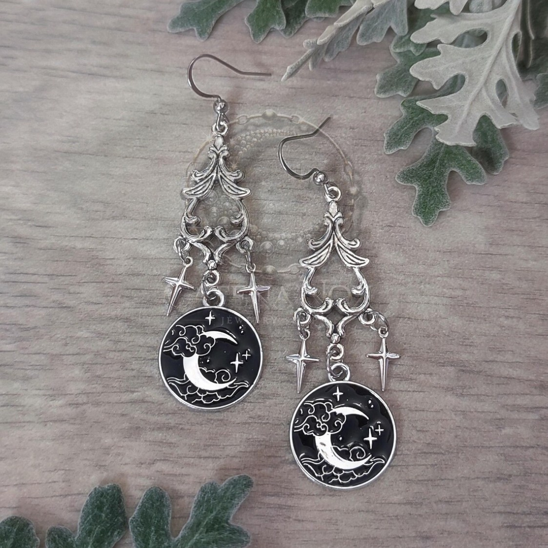 ต่างหูมูนเมจิก, เครื่องประดับส - Women'S Victorian Accessories บทวิจารณ์และราคา