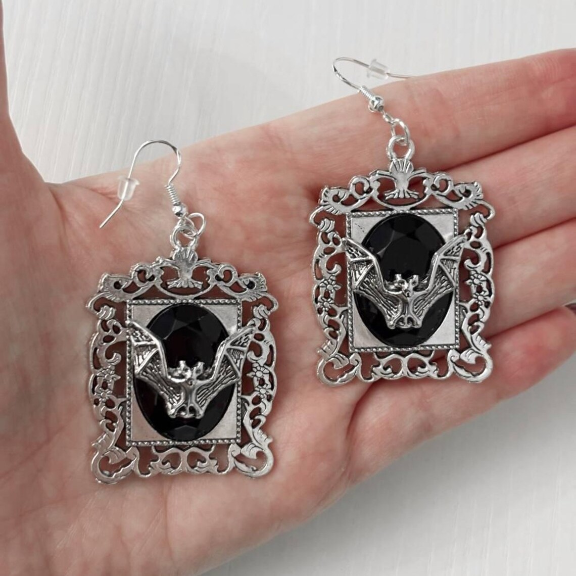 ต่างหูรูปค้างคาวแวมไพร์, เครื่ - Women'S Victorian Accessories บทวิจารณ์และราคา