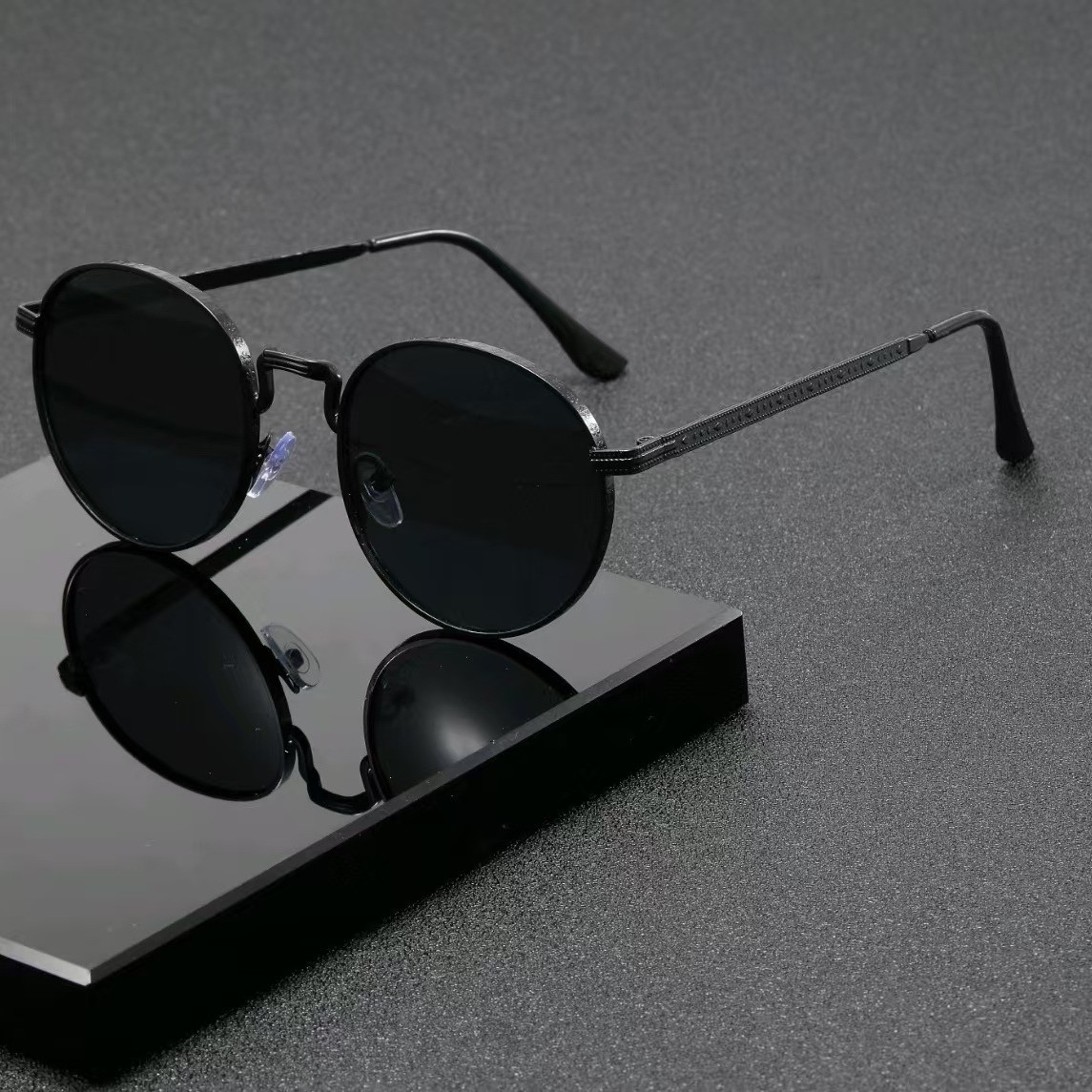 แว่นกันแดดทรงกลมคลาสสิกสำหรับผ - Women Accessories Trending บทวิจารณ์และราคา