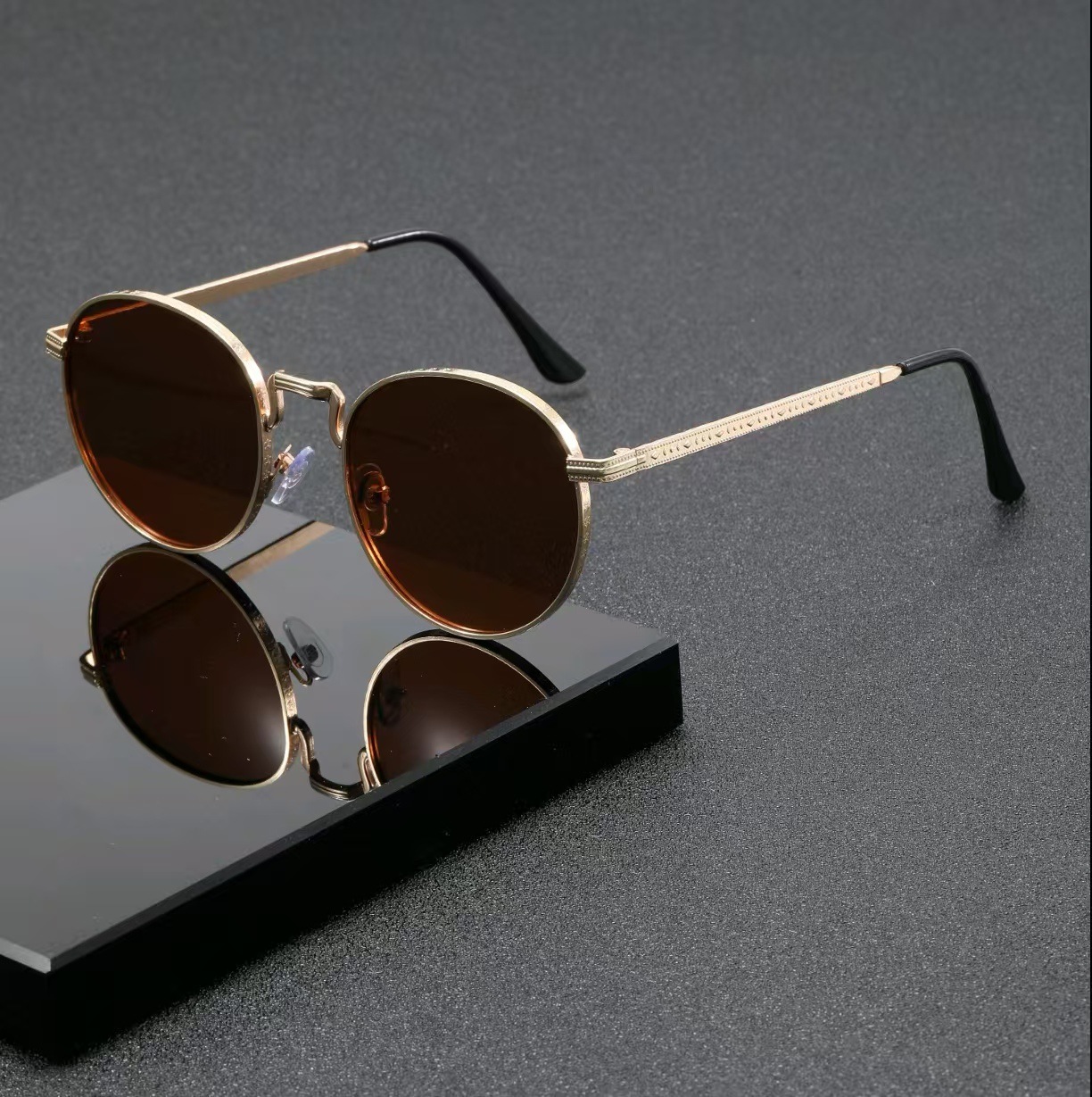 แว่นกันแดดทรงกลมคลาสสิกสำหรับผ - Women Accessories Trending บทวิจารณ์และราคา